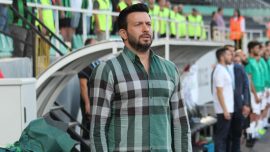 Denizlispor'da Bülent Ertuğrul'un gömlek totemi