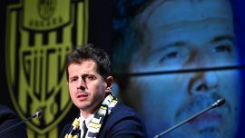 Emre Belözoğlu teknik direktörlük kariyerinde "dalya" diyecek