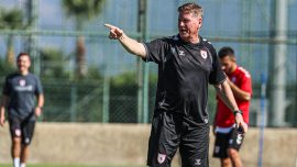Samsunspor'da Gisdol'un ilk hedefi ideal 11'i oluşturmak