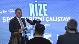 Bakan Bak: Türkiye'nin bir spor ülkesi olduğunu tüm dünyaya göstermiştir