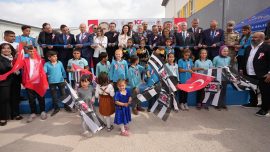 Kahramanmaraş ve Gaziantep'te Beşiktaş İlkokulu açıldı