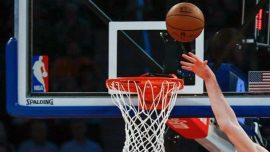 NBA'de Rockets'ı yenen Warriors 6 maç sonra kazandı