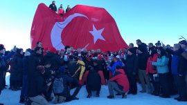 Sarıkamış'ta şehitler için yapılan "Kardan Heykeller'in" açılışı gerçekleştirildi