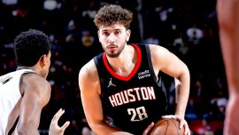 Alperen Şengün "double-double" yaptı