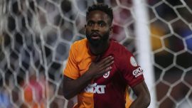 Galatasaray'da Bakambu Real Betis'e transfer oldu