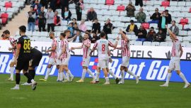 İstanbulspor 90+9'da Antalya'dan puanla döndü